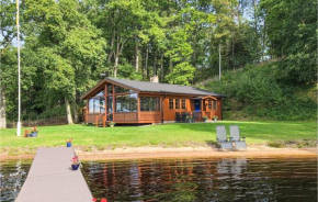 2 Bedroom Stunning Home In Värnamo